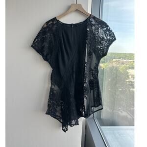 Karen Kane Black Sheer Floral Lace Blouse Round Neck Cap Sleeve Button L